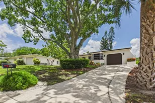 533 66th St N, Palm Harbor, FL 34684 - Photo 1