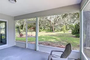 6353 Forestwood Dr E, Lakeland, FL 33809 - Photo 25