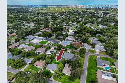 703 24th Street SW, Largo, FL 33770 - Photo 37