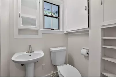 813 E New Orleans Avenue, Tampa, FL 33603 - Photo 13