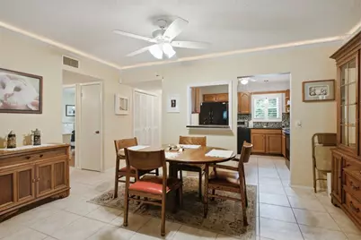 2440 World Parkway Boulevard #34, Clearwater, FL 33763 - Photo 11