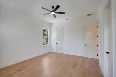 3106 W Coachman Avenue, Tampa, FL 33611 - Photo 39