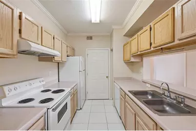 5612 Pinnacle Heights Circle #312, Tampa, FL 33624 - Photo 9