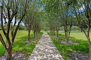 5116 Lesher Ct, Tampa, FL 33624 - Photo 41