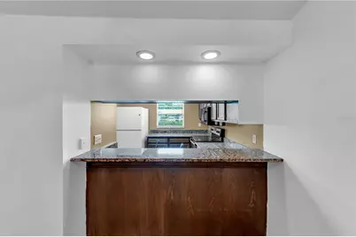 5116 Lesher Court, Tampa, FL 33624 - Photo 11