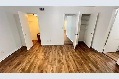 13289 Arbor Pointe Circle #202, Tampa, FL 33617 - Photo 11