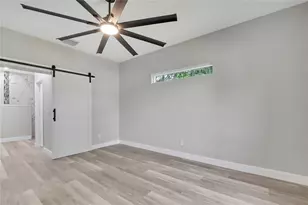 13649 13th St, Dade City, FL 33525 - Photo 23