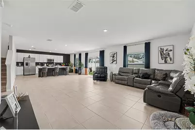2051 Rosewood Circle, Lakeland, FL 33810 - Photo 5