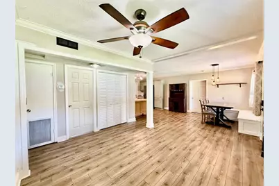 801 W 114th Avenue, Tampa, FL 33612 - Photo 11