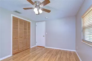 5381 43rd Ave N, Saint Petersburg, FL 33709 - Photo 19