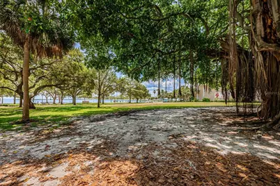 175 2nd Street S #P04, Saint Petersburg, FL 33701 - Photo 93