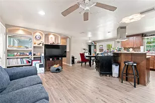 6929 Bishop Frier Ln, Riverview, FL 33578 - Photo 7