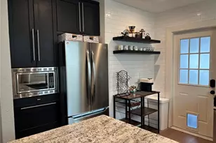 1323 7th Ave N, Saint Petersburg, FL 33705 - Photo 13