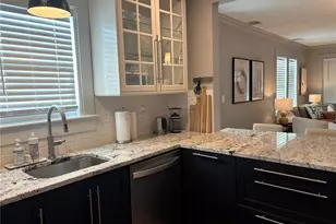 1323 7th Ave N, Saint Petersburg, FL 33705 - Photo 15