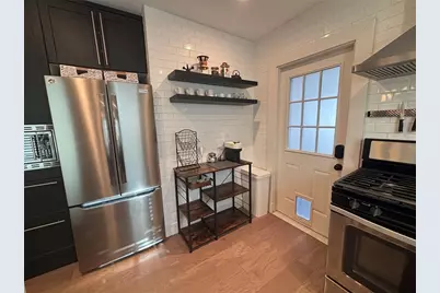 1323 7th Avenue N, Saint Petersburg, FL 33705 - Photo 17