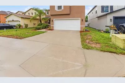 10319 Boyette Creek Boulevard, Riverview, FL 33569 - Photo 3
