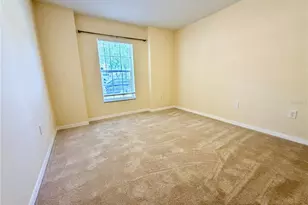 7838 Carriage Pointe Dr, Gibsonton, FL 33534 - Photo 17