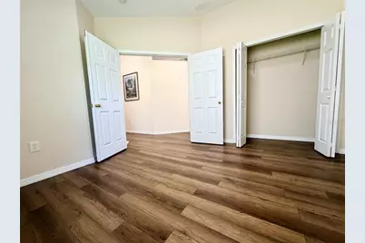 7838 Carriage Pointe Drive, Gibsonton, FL 33534 - Photo 11