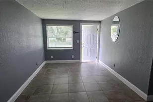 1308 E Yukon St, Tampa, FL 33604 - Photo 5