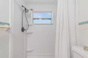 8672 78th Pl, Seminole, FL 33777 - Photo 25