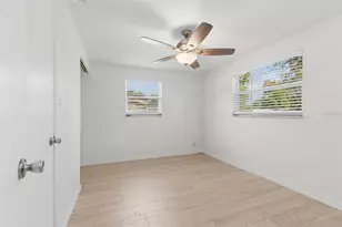8672 78th Pl, Seminole, FL 33777 - Photo 27