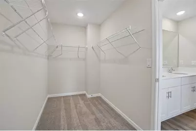36564 Sagemoor Drive, Zephyrhills, FL 33541 - Photo 9