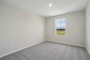 36564 Sagemoor Dr, Zephyrhills, FL 33541 - Photo 21
