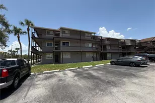 6308 Newtown Cir, Tampa, FL 33615 - Photo 1