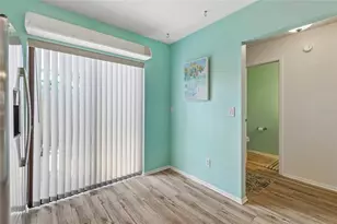 7803 Amberlea Ct, Temple Terrace, FL 33637 - Photo 9
