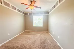 27015 Juniper Bay Dr, Wesley Chapel, FL 33544 - Photo 15