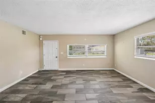114 Lake Judy Lee Dr, Largo, FL 33771 - Photo 5