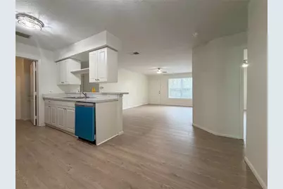 36101 Deer Creek Drive #103, Zephyrhills, FL 33541 - Photo 5
