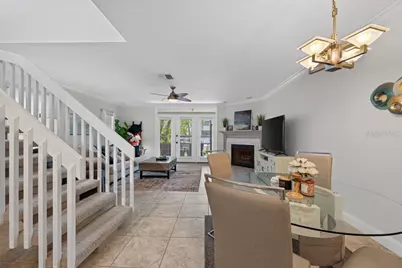 1672 Watermark Circle NE, Saint Petersburg, FL 33702 - Photo 9