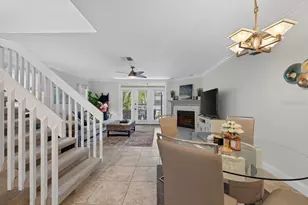 1672 Watermark Cir NE, Saint Petersburg, FL 33702 - Photo 9