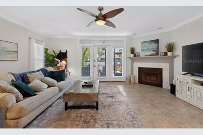 1672 Watermark Circle NE, Saint Petersburg, FL 33702 - Photo 11