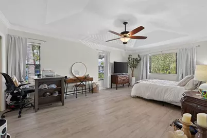 1672 Watermark Circle NE, Saint Petersburg, FL 33702 - Photo 29