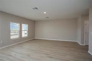 9062 Belleview Forest Pass, Dade City, FL 33525 - Photo 3