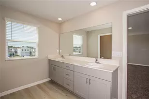 9062 Belleview Forest Pass, Dade City, FL 33525 - Photo 9