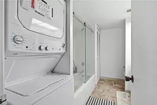800 S Gulfview Blvd, Clearwater Beach, FL 33767 - Photo 29