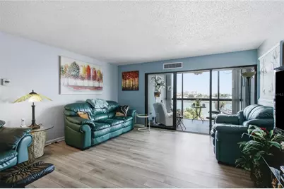 800 S Gulfview Boulevard #403, Clearwater Beach, FL 33767 - Photo 9