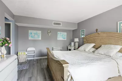 800 S Gulfview Boulevard #403, Clearwater Beach, FL 33767 - Photo 25