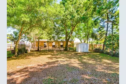 7225 33rd Street N, Saint Petersburg, FL 33702 - Photo 11