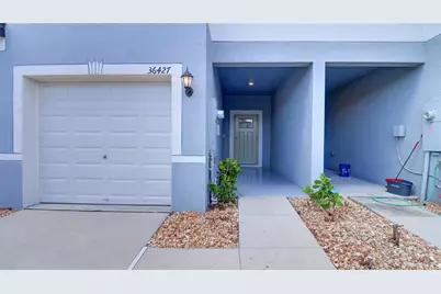 36427 Garden Wall Way, Zephyrhills, FL 33541 - Photo 5