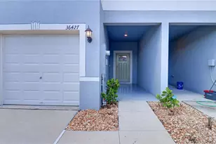 36427 Garden Wall Wy, Zephyrhills, FL 33541 - Photo 5
