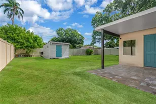 2541 47th Ave N, Saint Petersburg, FL 33714 - Photo 17