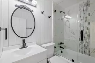 2541 47th Ave N, Saint Petersburg, FL 33714 - Photo 13