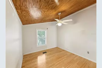 211 E 131st Avenue, Tampa, FL 33612 - Photo 35