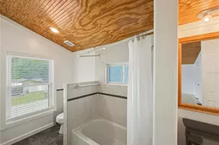 211 E 131st Ave, Tampa, FL 33612 - Photo 27