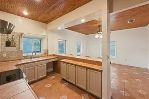 211 E 131st Ave, Tampa, FL 33612 - Photo 19