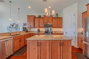 562 Bimini Bay Blvd, Apollo Beach, FL 33572 - Photo 7